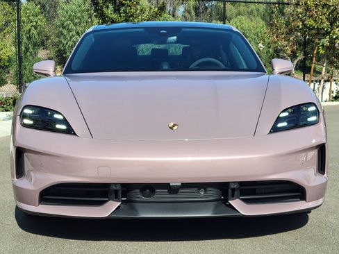 New 2026 Porsche Taycan 4S AWD/4WD image 10