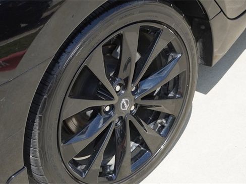 Used 2023 Nissan Maxima SR w/ Sport Mat Group image 9