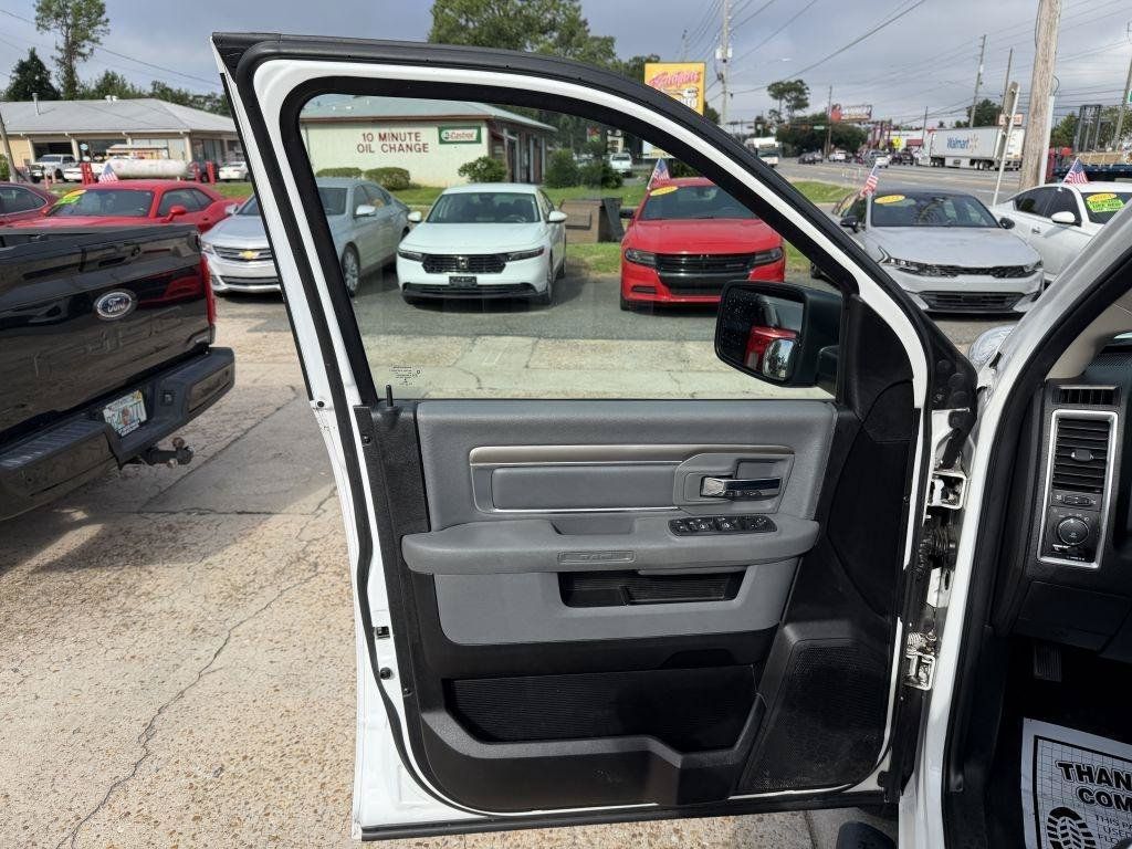 Used 2020 RAM 1500 Warlock RWD image 12