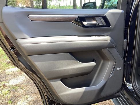 New 2025 Chevrolet Tahoe Premier image 19