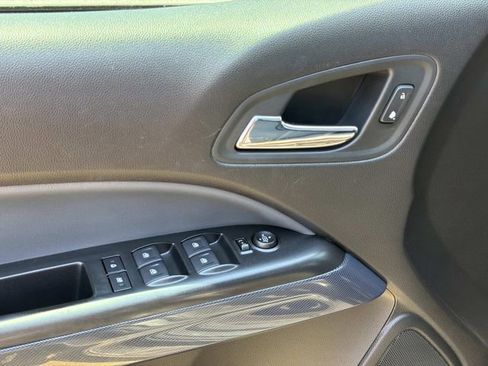 Used 2017 Chevrolet Colorado Z71 AWD/4WD image 25