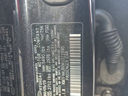 Used 2019 Genesis G80 3.3T Sport RWD image 21