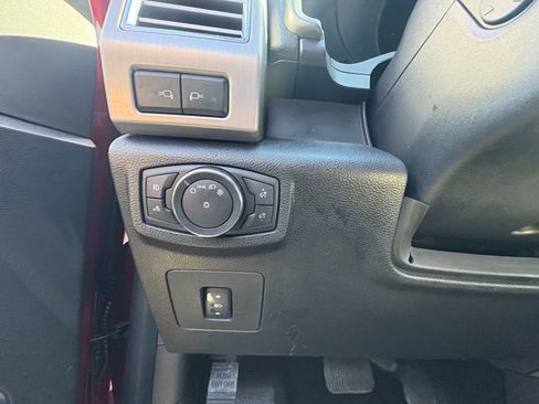 Used 2015 Ford F150 Platinum w/ Equipment Group 701A Luxury image 15