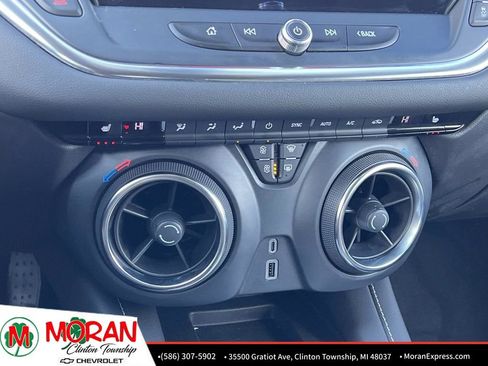 Certified 2024 Chevrolet Blazer LT w/ Convenience Package image 22