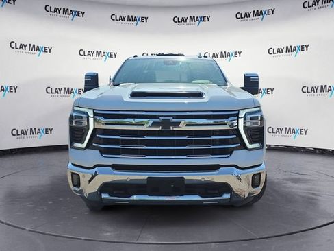 Used 2024 Chevrolet Silverado 2500 LTZ w/ LTZ Convenience Package AWD/4WD image 8