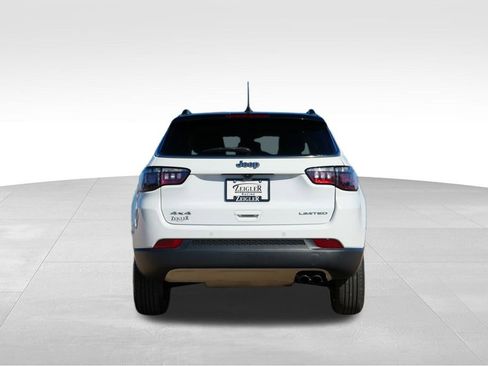 Used 2022 Jeep Compass Limited image 6