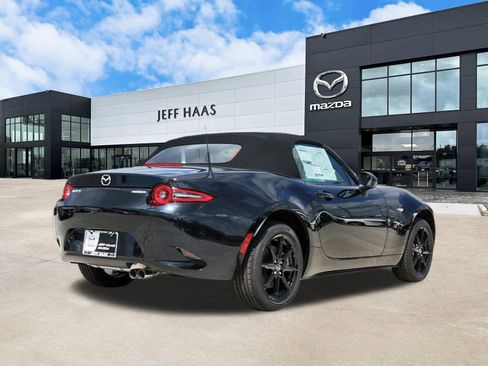 New 2026 MAZDA MX-5 Miata Sport RWD image 3