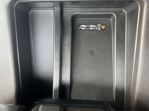 Used 2022 GMC Sierra 1500 SLT image 28