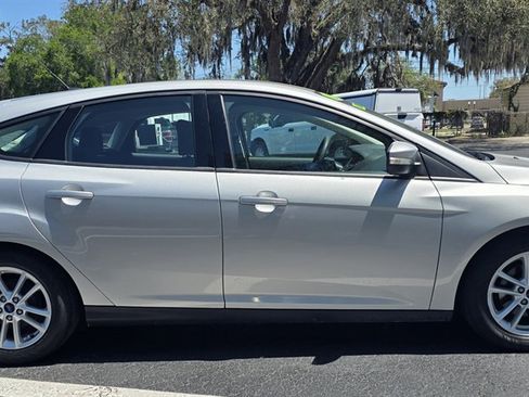 Used 2016 Ford Focus SE image 8