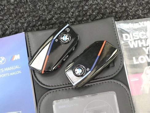 Used 2025 BMW M5 Touring w/ M Driver's Package image 63