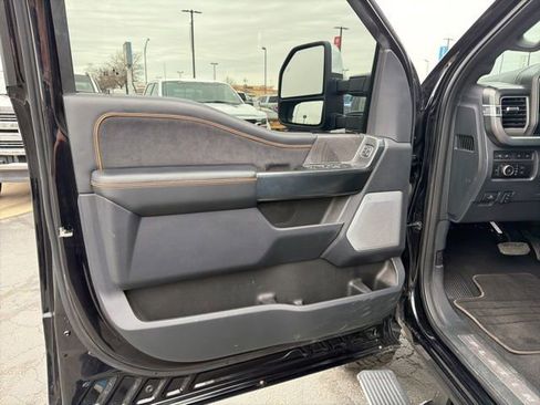 Used 2024 Ford F350 Platinum w/ Tremor Off-Road Package AWD/4WD image 23