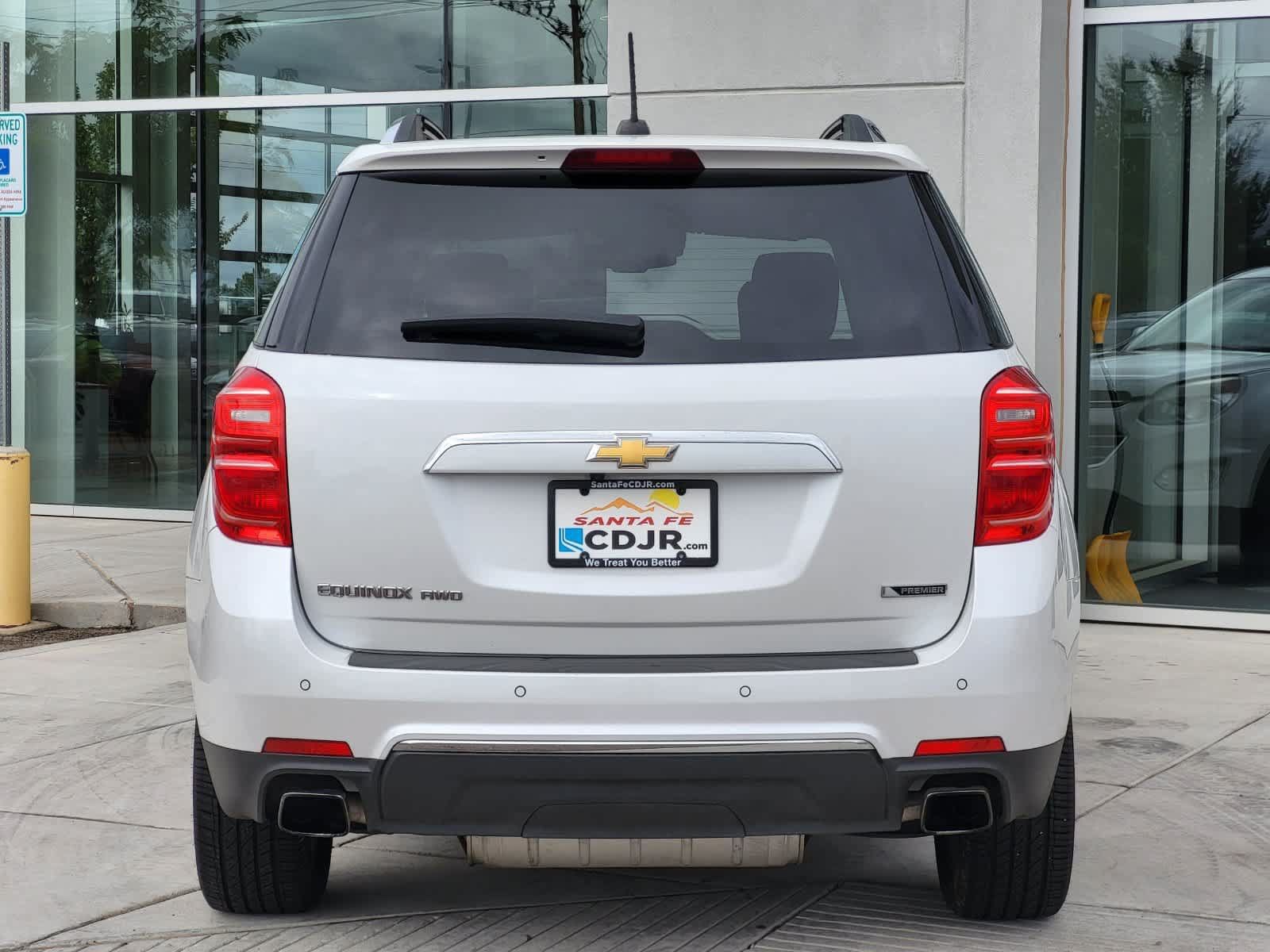 Used 2017 Chevrolet Equinox Premier w/ Enhanced Convenience Package AWD/4WD image 6