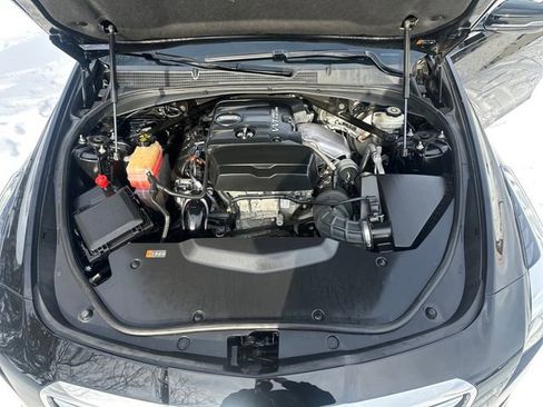 Used 2018 Cadillac CTS Luxury image 32