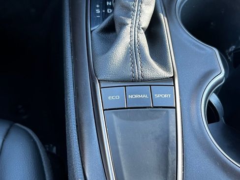 Used 2024 Toyota Camry SE w/ Cold Weather Package image 29