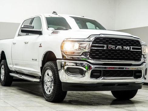 Used 2022 RAM 2500 Big Horn AWD/4WD image 4