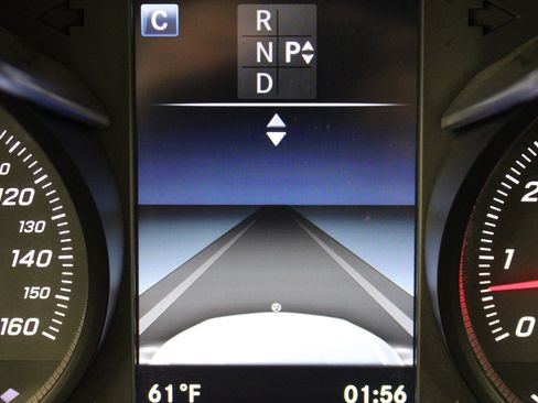 Used 2017 Mercedes-Benz GLC 300 w/ Premium 1 Package image 75