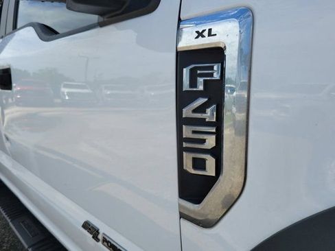 Used 2022 Ford F450 XL w/ Power Equipment Group RWD image 8