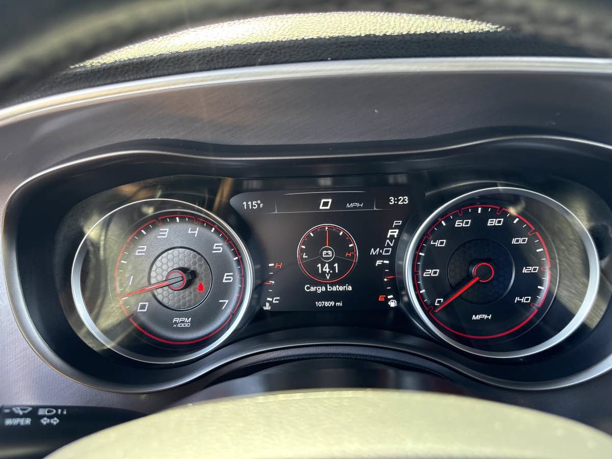 Used 2020 Dodge Charger SXT w/ Leather Interior Group RWD image 19