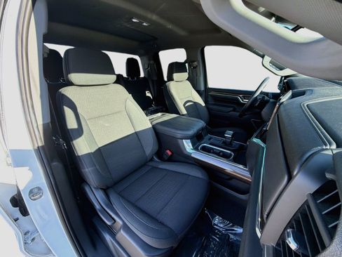 Used 2023 Chevrolet Silverado 1500 LT RWD image 15