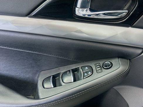 Used 2021 Nissan Maxima 3.5 SV w/ Floor Mat Group image 18