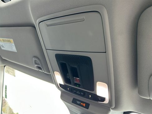 New 2025 Honda Accord SE image 18