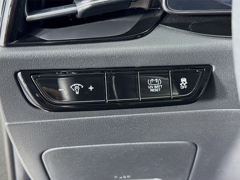 Certified 2023 Kia Niro EX Touring FWD image 10