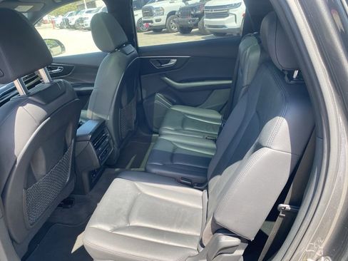 Used 2021 Audi Q7 3.0T Premium w/ Convenience Package image 11
