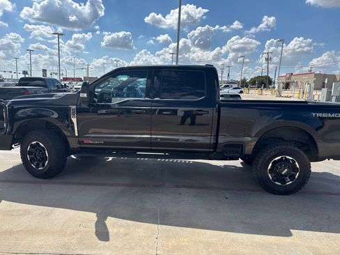 Certified 2025 Ford F250 King Ranch w/ Tremor Off-Road Package AWD/4WD image 7