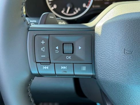New 2026 Nissan Pathfinder SV AWD/4WD image 12