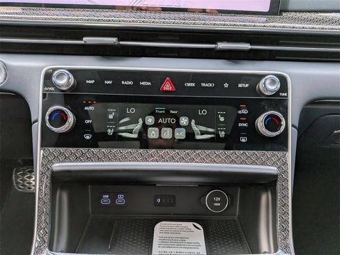 New 2026 Genesis GV80 3.5T e-SC image 24