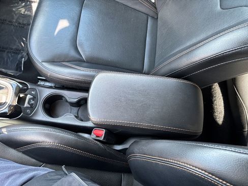 Used 2019 Jeep Compass Limited image 27