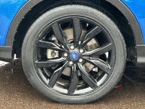 Used 2018 Ford Escape SE w/ SE Sport Appearance Package image 24