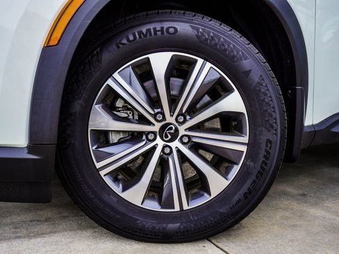 Used 2023 INFINITI QX60 Pure image 3