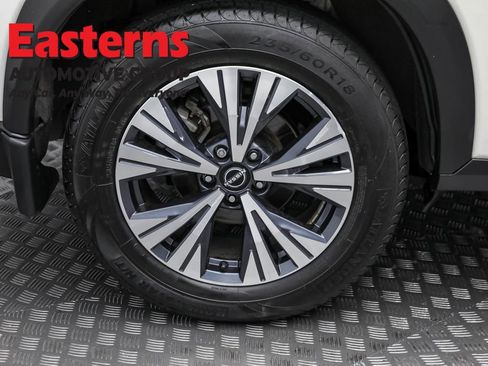 Used 2022 Nissan Rogue SV image 45