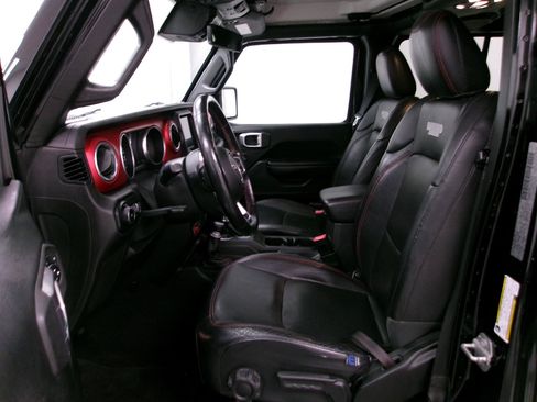 Used 2020 Jeep Wrangler Unlimited Rubicon w/ Dual Top Group AWD/4WD image 9