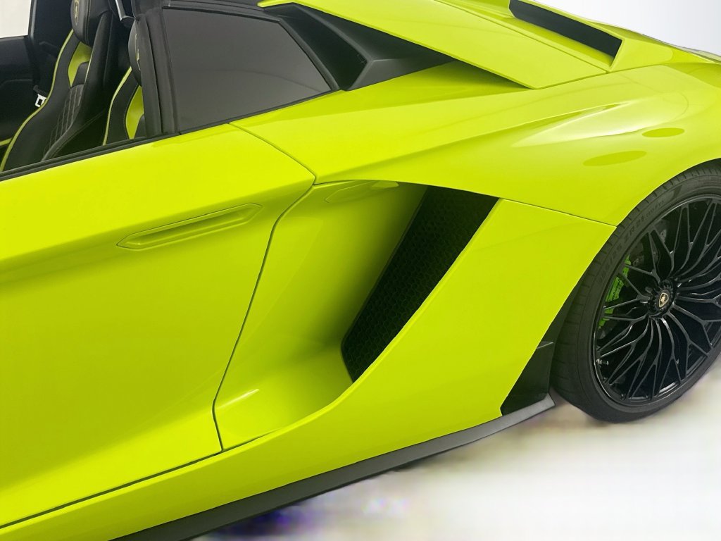 Used 2019 Lamborghini Aventador S AWD/4WD image 26