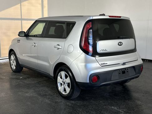Used 2018 Kia Soul image 9