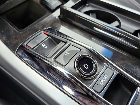 Used 2018 Acura RLX w/ Technology Package image 11