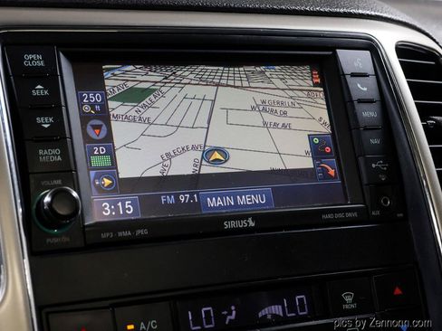 Used 2013 Jeep Grand Cherokee Limited w/ Trailer Tow Group IV AWD/4WD image 18