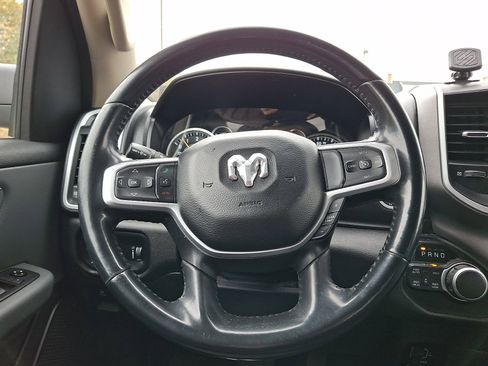 Used 2020 RAM 1500 Big Horn image 25