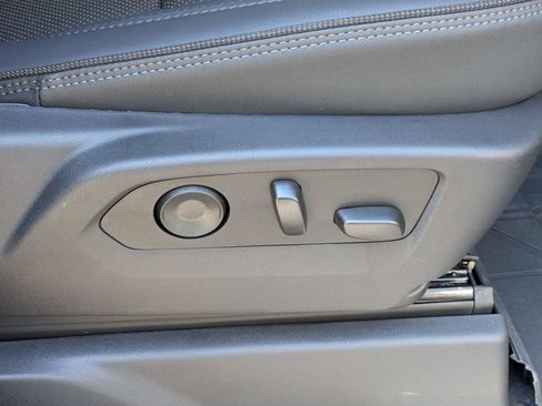 New 2026 Chevrolet Silverado 1500 High Country AWD/4WD image 40