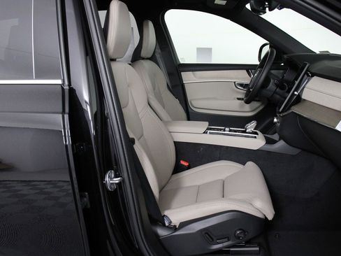 New 2026 Volvo XC90 T8 Ultra image 10