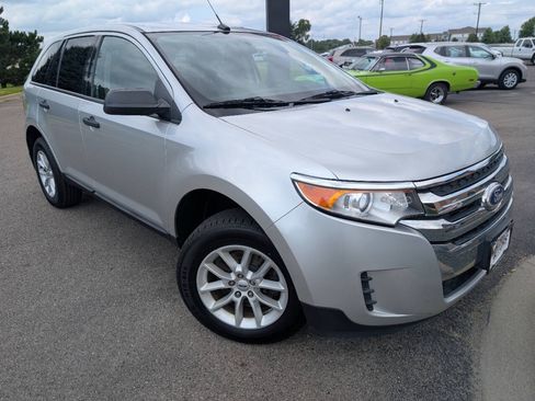 Used 2014 Ford Edge SE FWD image 3