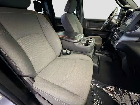 Used 2024 RAM 3500 Tradesman w/ Chrome Appearance Group image 15