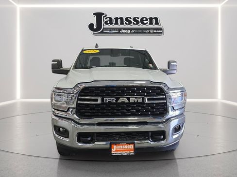 Used 2024 RAM 2500 Big Horn AWD/4WD image 5