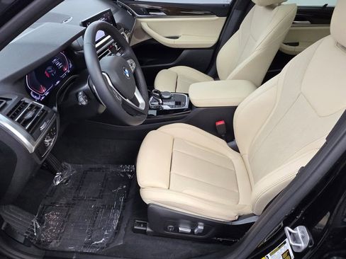 Used 2023 BMW X3 sDrive30i w/ Convenience Package image 9