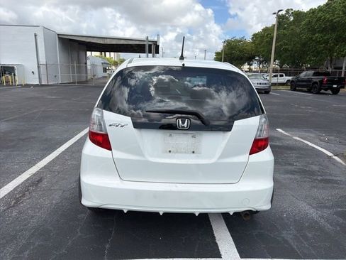 Used 2011 Honda Fit image 6