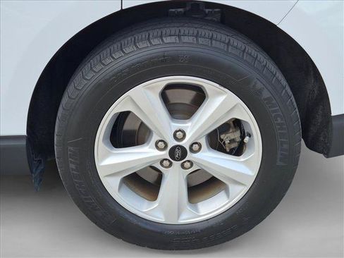 Used 2023 Ford Edge SE AWD/4WD image 21