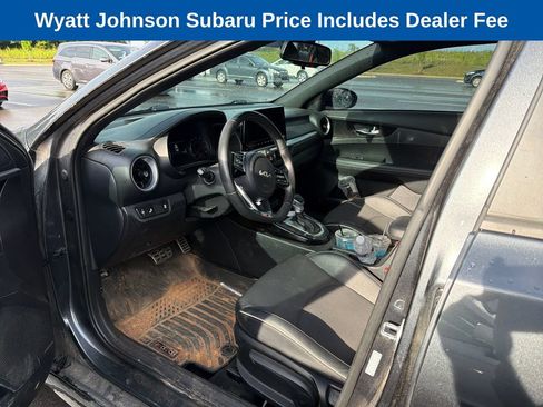 Used 2024 Kia Forte GT-Line w/ GT-Line Premium Package FWD image 7