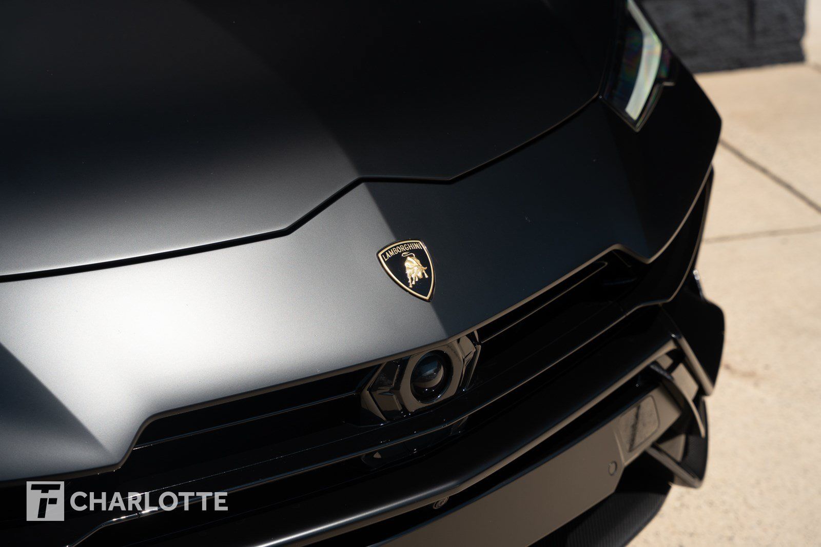 Used 2023 Lamborghini Urus Performante AWD/4WD image 4